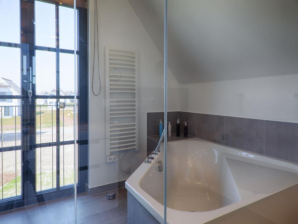Reetland Am Meer - Luxus Reetdachvilla Mit 3 Schlafzimmern, Sauna Und Kamin F18 Dranske Zewnętrze zdjęcie