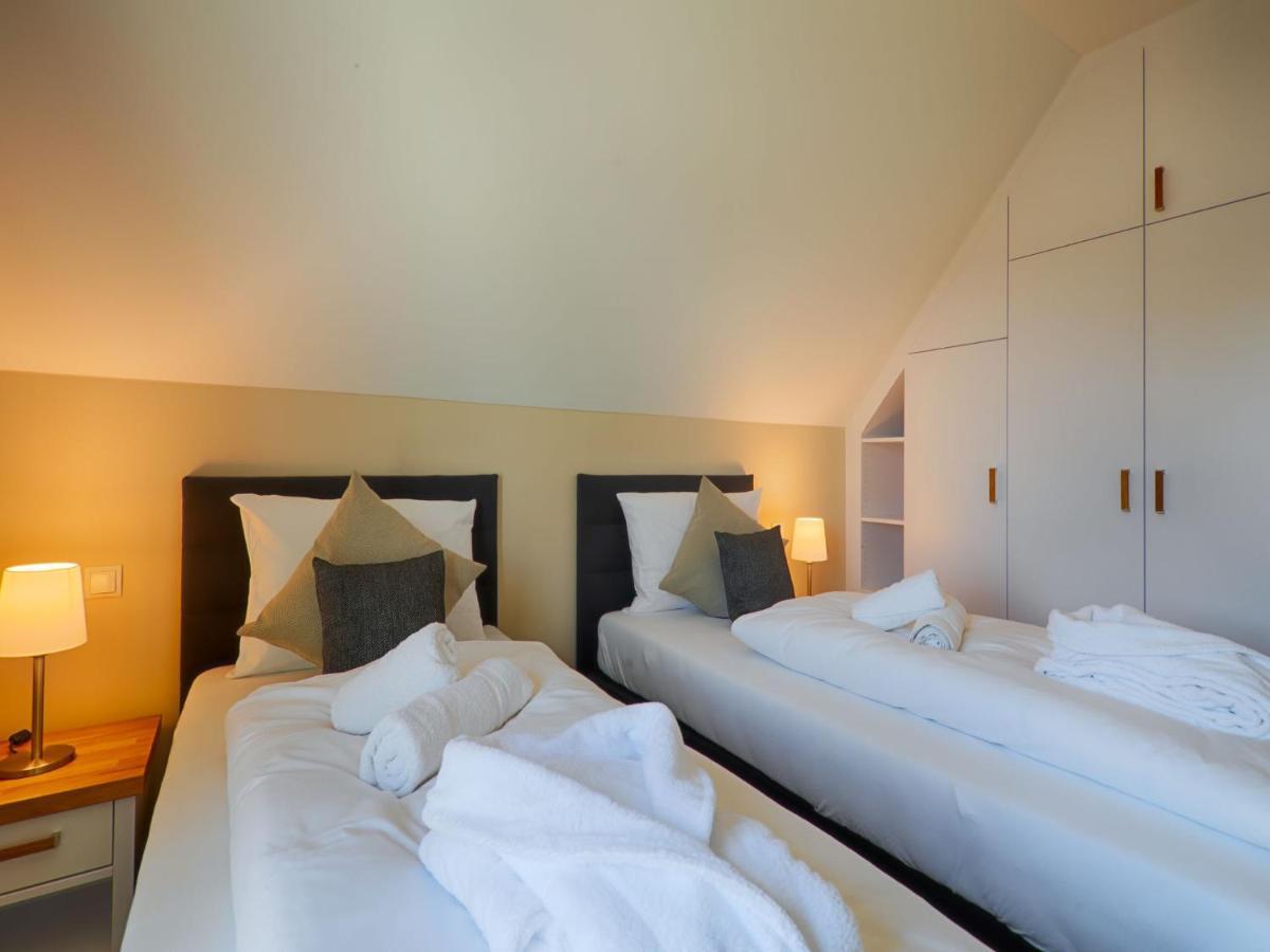 Reetland Am Meer - Luxus Reetdachvilla Mit 3 Schlafzimmern, Sauna Und Kamin F18 Dranske Zewnętrze zdjęcie